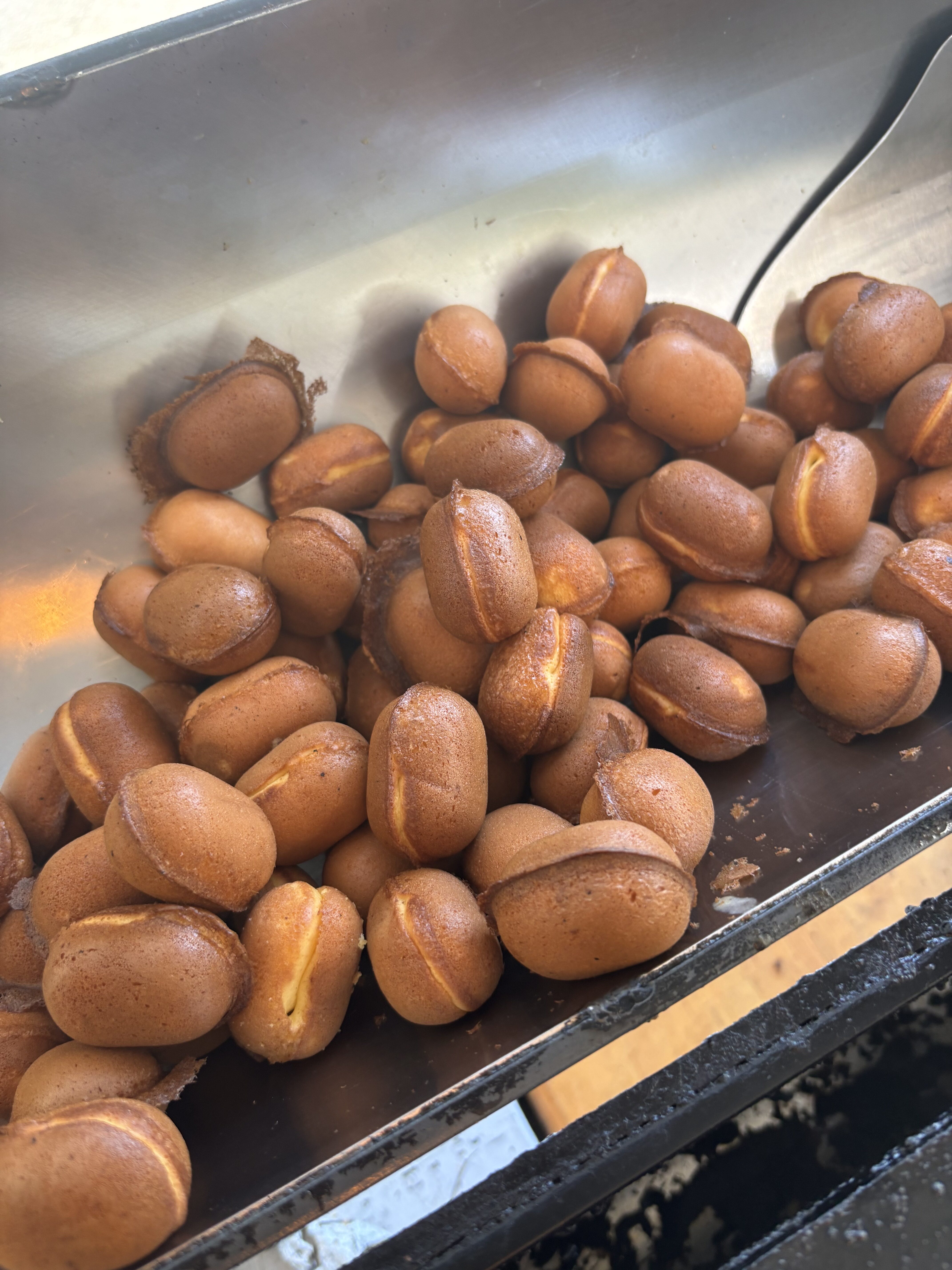 弥栄<br>ベビーカステラ<br>催事販売